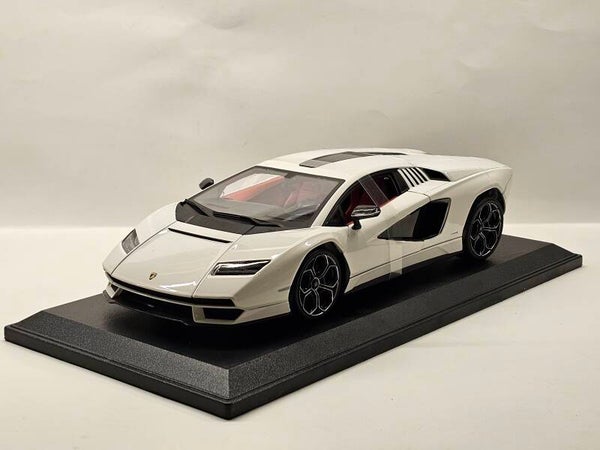 Lamborghini Countach LP800-4 1:18 Maisto