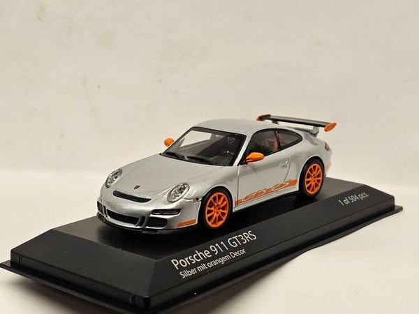 Porsche 911 997 GT3 RS 1:43 Minichamps
