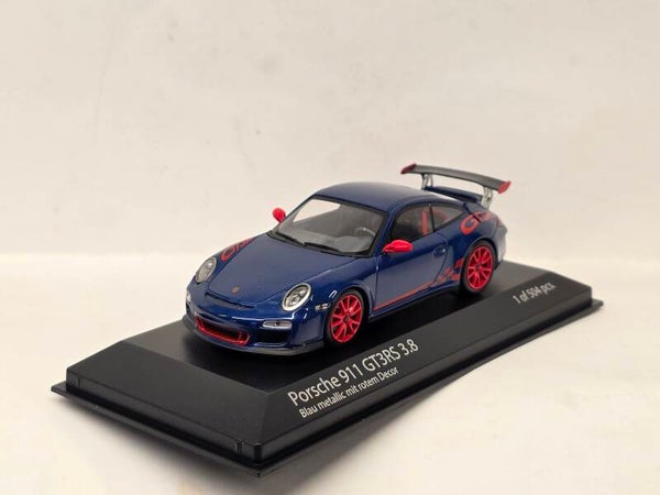 Porsche 911 997.2 GT3 RS 1:43 Minichamps