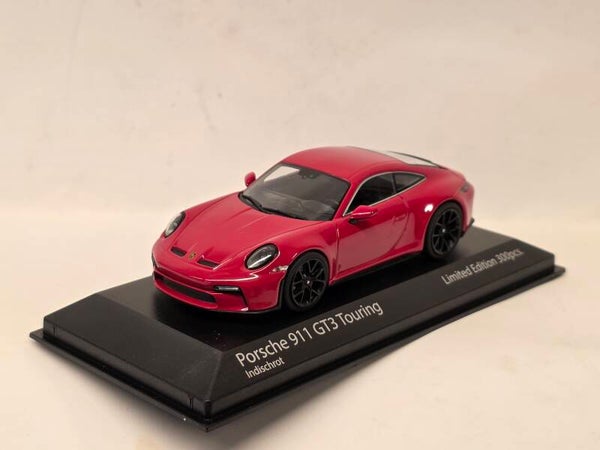 Porsche 911 992 GT3 Touring 1:43 Minichamps