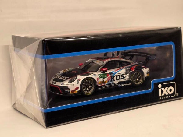 Porsche 911 GT3 R #17 1:43 Ixo