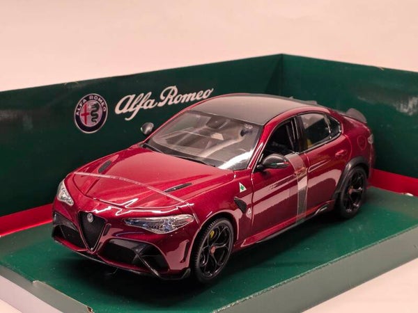 Alfa Romeo Giulia GTA 1:18 Bburago