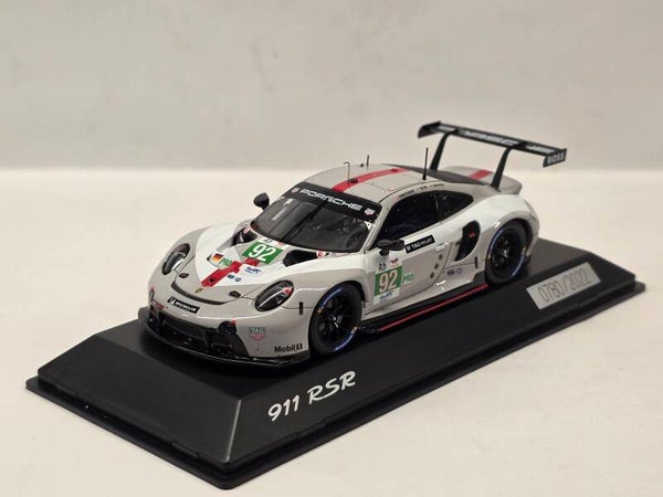 Porsche 911 RSR #92 1:43 Spark