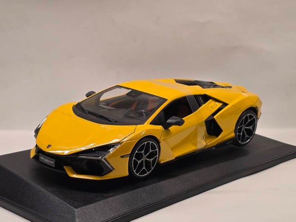 Lamborghini Revuelto 1:18 Maisto