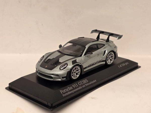 Porsche 911 992 GT3 RS Weissach Package 1:43 Minichamps