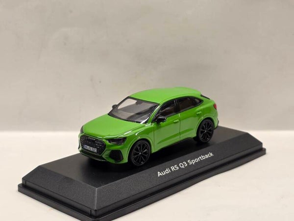 Audi RS Q3 Sportback 1:43 Minichamps