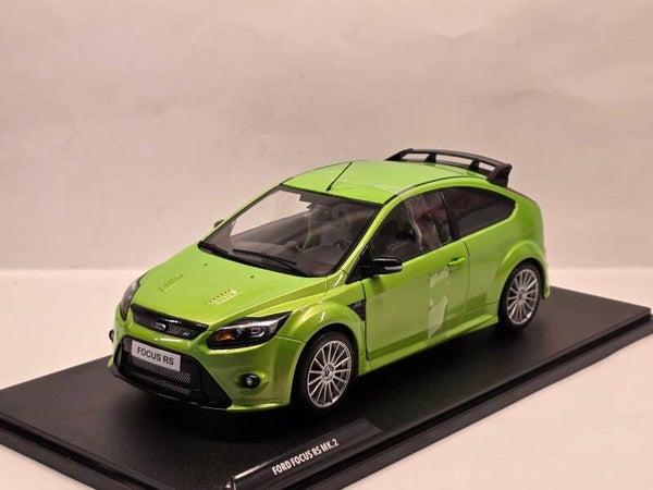 Ford Focus RS 1:18 Solido
