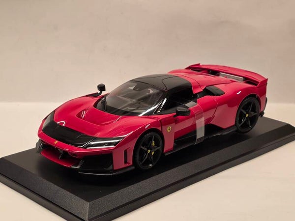 Ferrari F80 1:18 Bburago