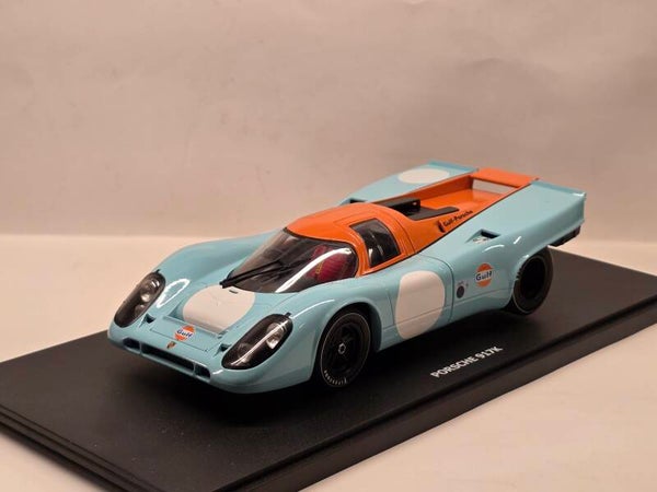 Porsche 917K inclusief decals 1:18 CMR