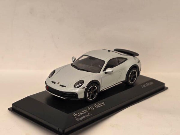 Porsche 911 992 Dakar 1:43 Minichamps