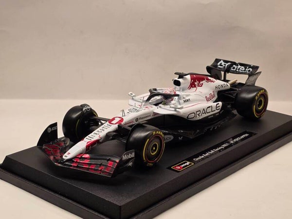 Red Bull Racing RB21 Japan GP Verstappen 1:18 Bburago