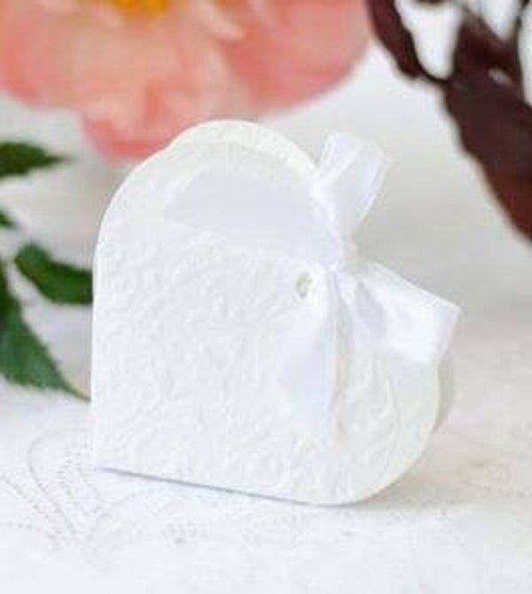 Coeur en carton blanc pour Dragées 10x9x3cm   par lot de 10