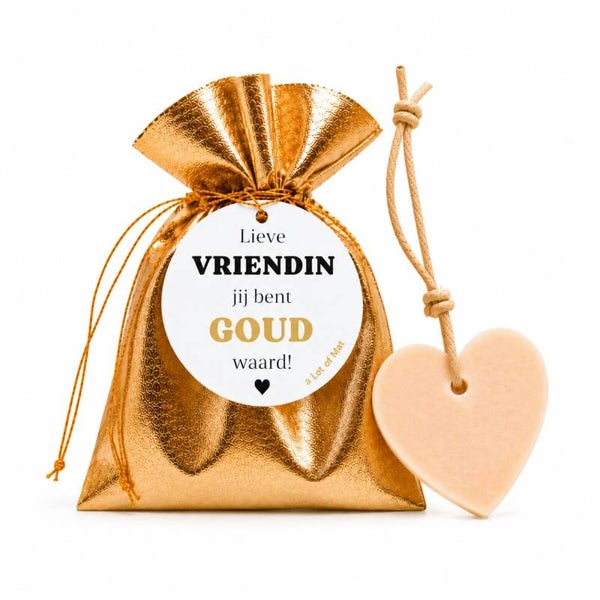 Cadeau Vriendin | Goud Zakje Met Hartjeszeep