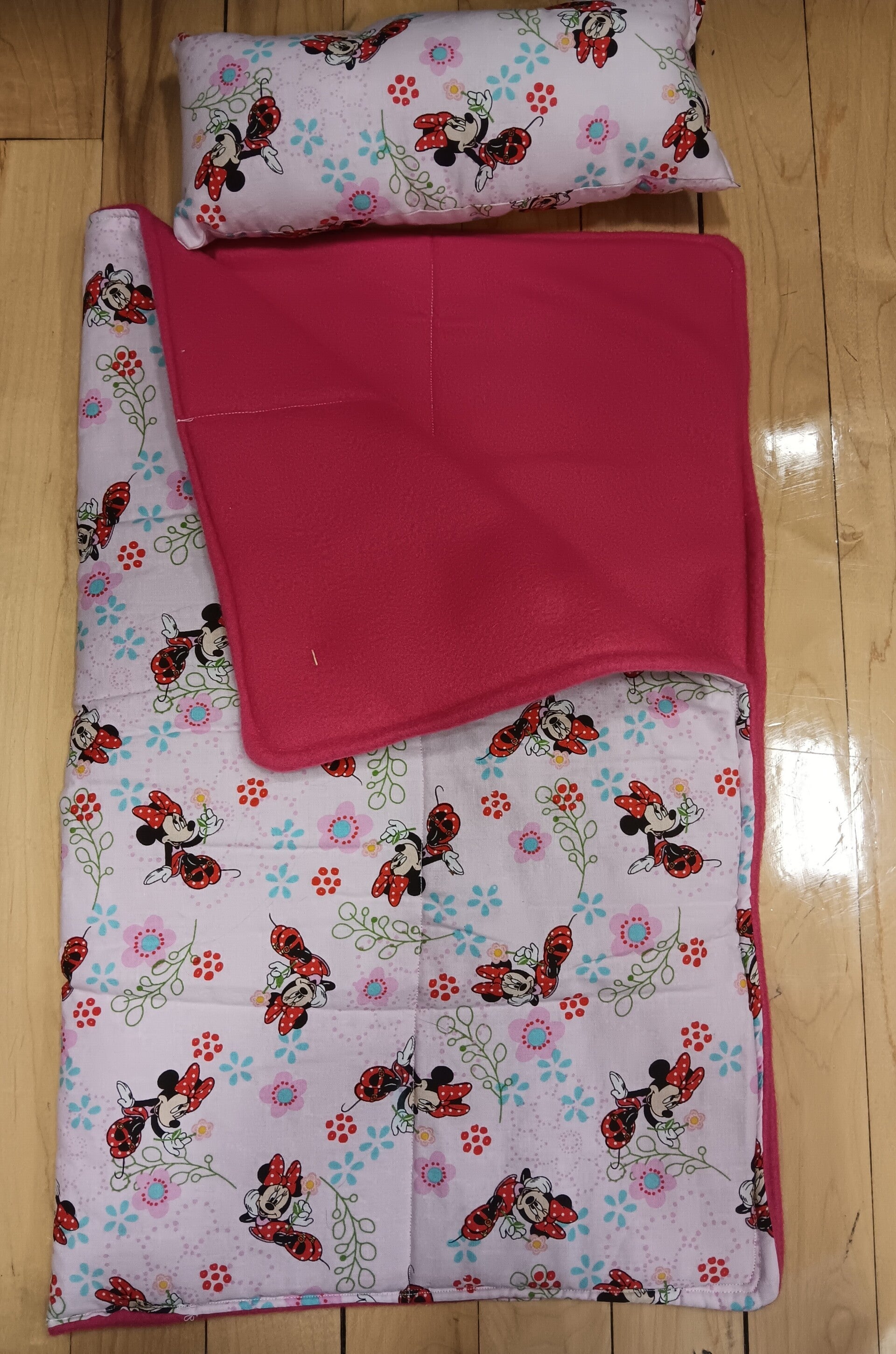 Minnie mouse sleeping bag