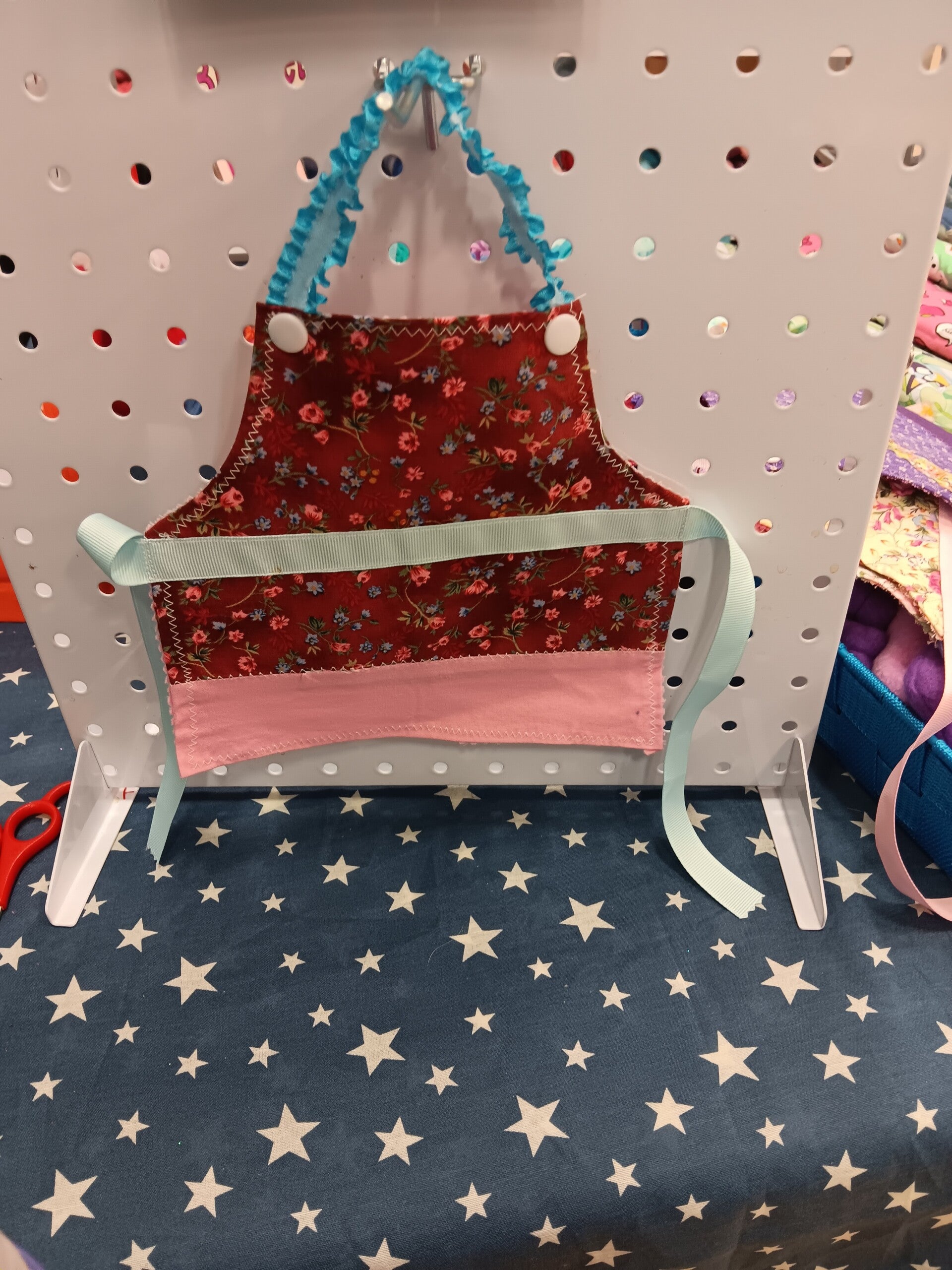 Doll apron