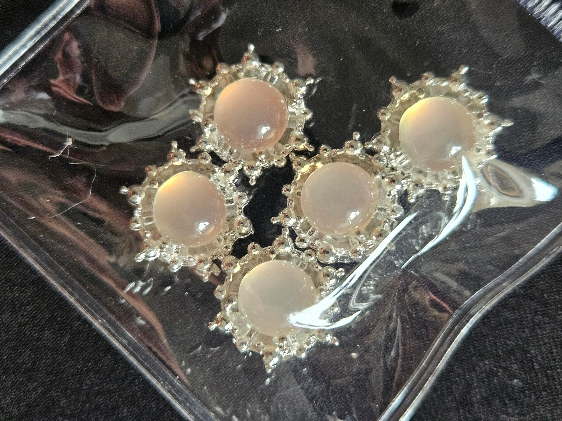 Beigha dekorstenar med silverkant 5 - pack