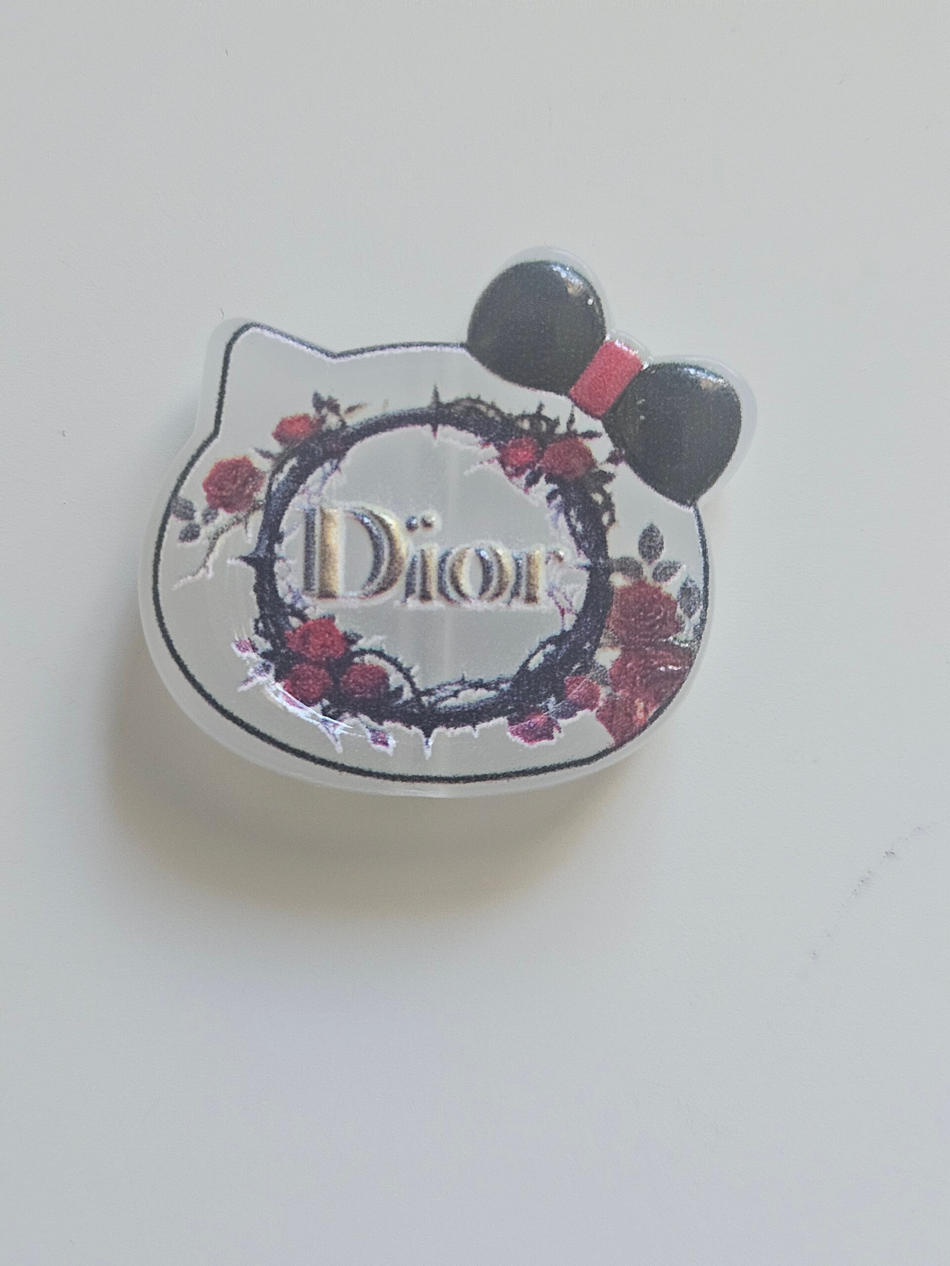Pärla med genomgående hål - Dior rosor