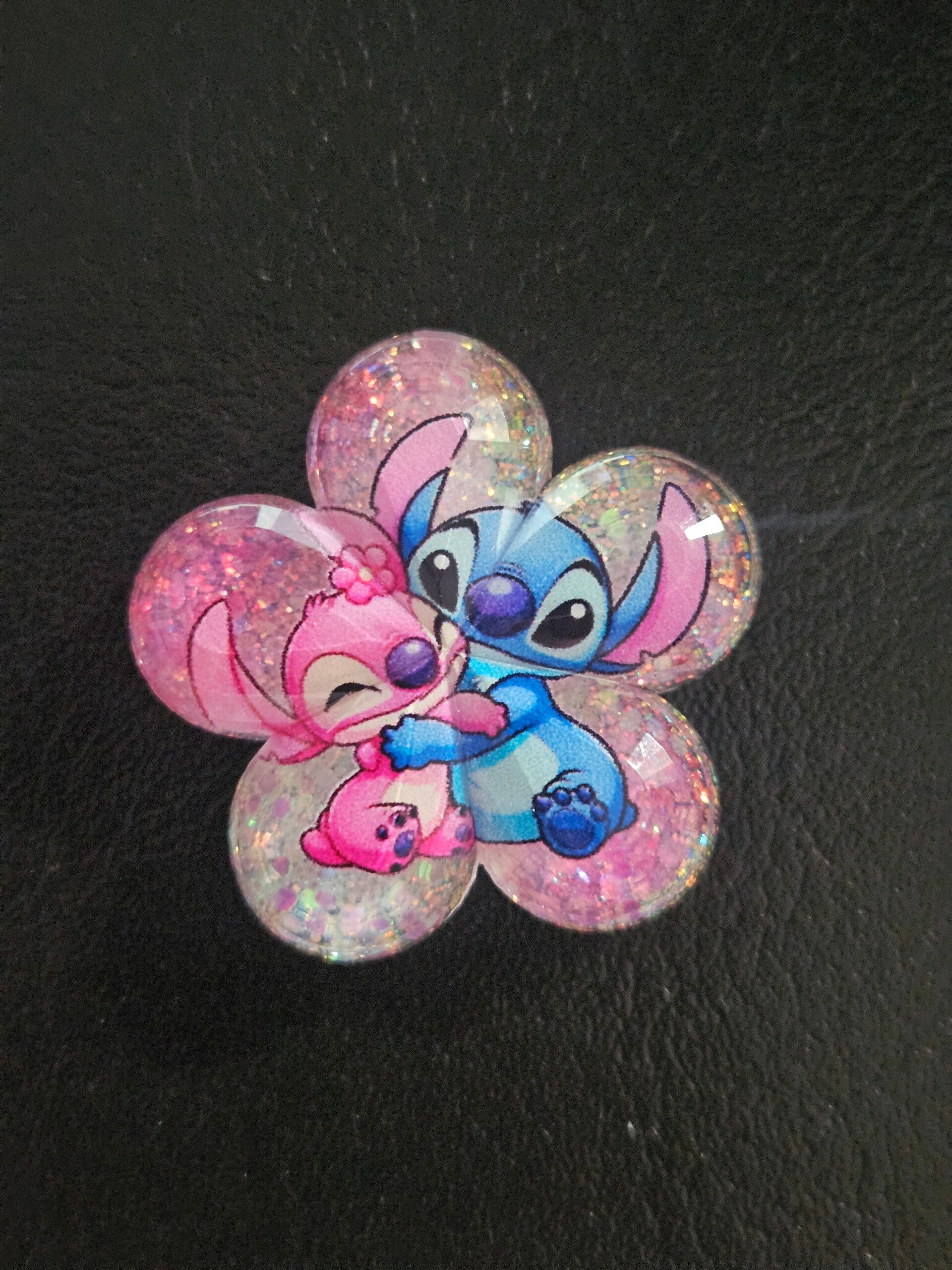 Blå figur med glitter