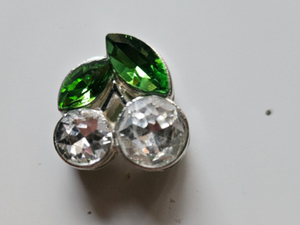 Strass berlocker och charms körsbär med vit kristall