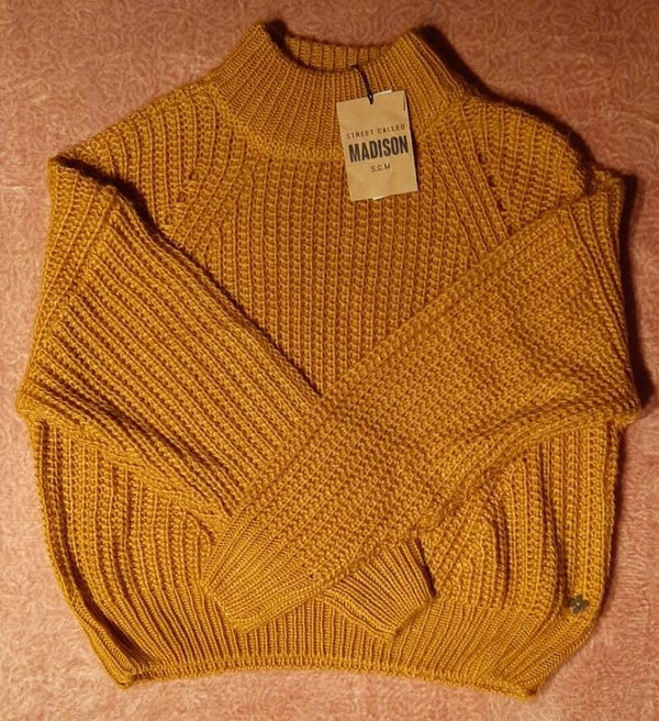 Street Called Madison sweater oker