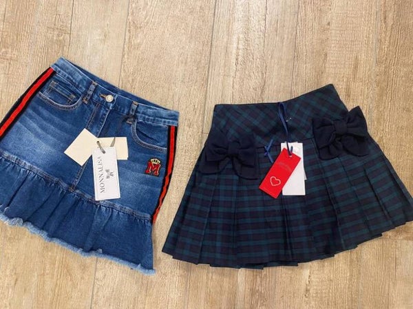 Pakket 84 Lapin House en Monnalisa maat 10 jaar