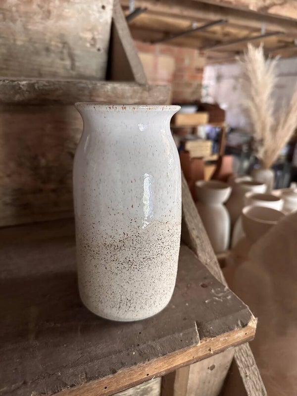Vase 9