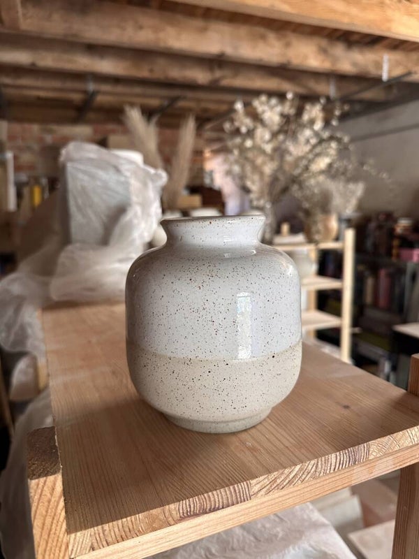 Vase 3