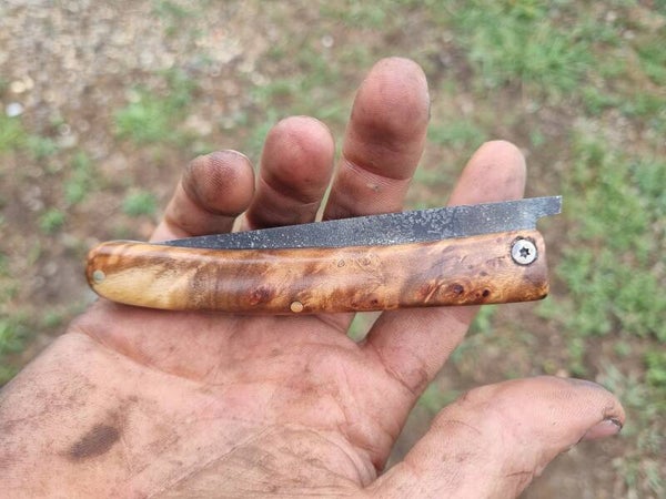 Couteau piemontais pliant