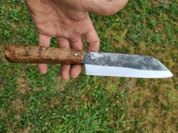 Stage forge et fabrication d'un couteau plate semelle avec manche en bois