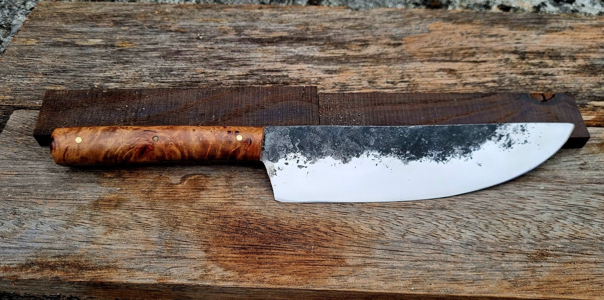 Couteau de chef de cuisine forgé en acier carbone 100C6