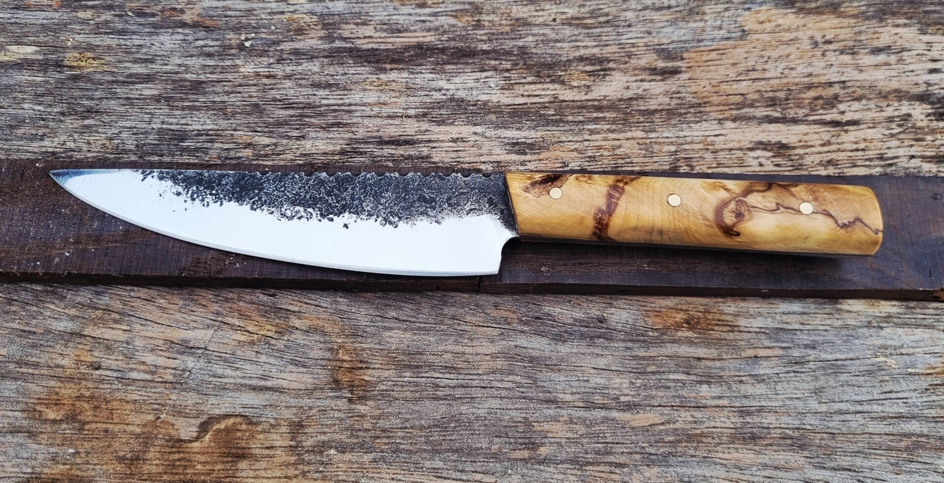 Couteau de cuisine forgé en acier carbone 100C6