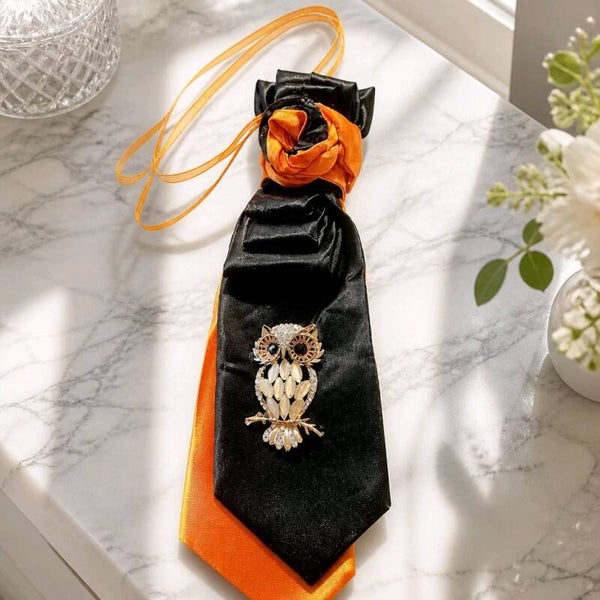 Medium Necklace Tie