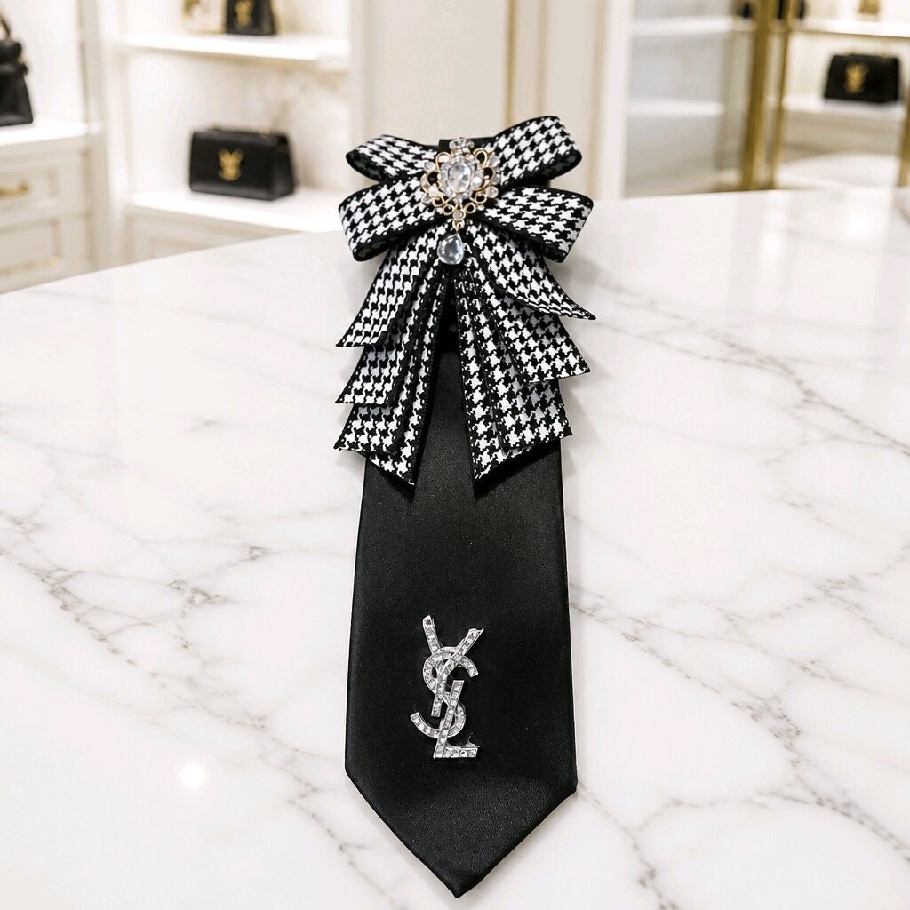 Medium Necklace Ties