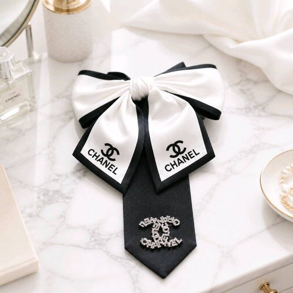 Medium Necklace Ties