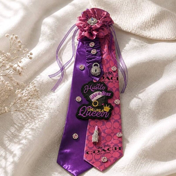 Medium Necklace Ties