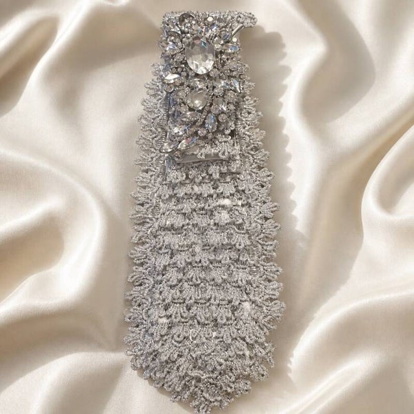Medium Necklace Tie