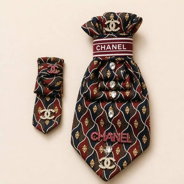 Short Tubby Necklace Tie with lapel pin