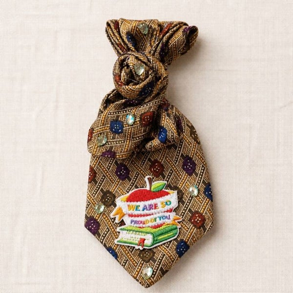 Short Stubby Necklace Tie