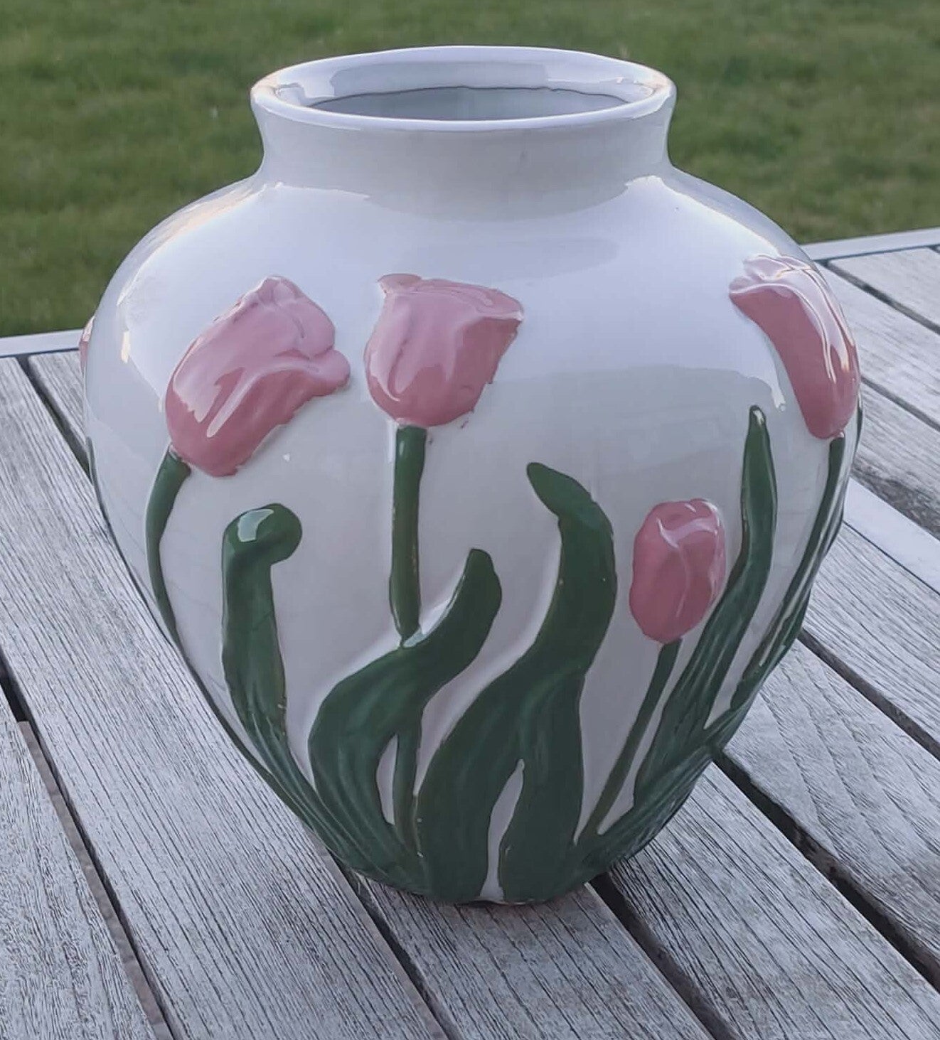 Decoratieve vaas met tulpenprint