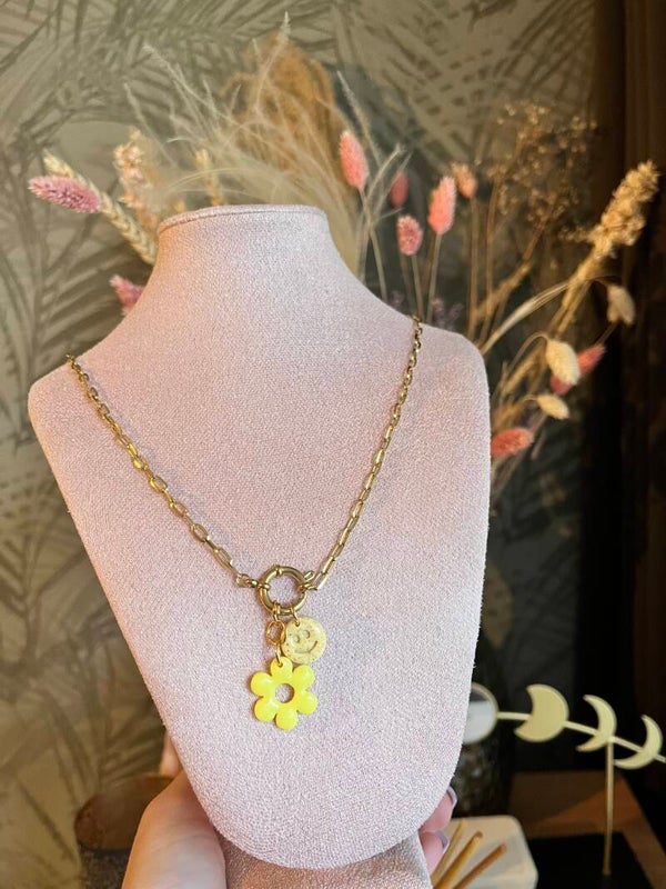 Ketting gele bloem smiley