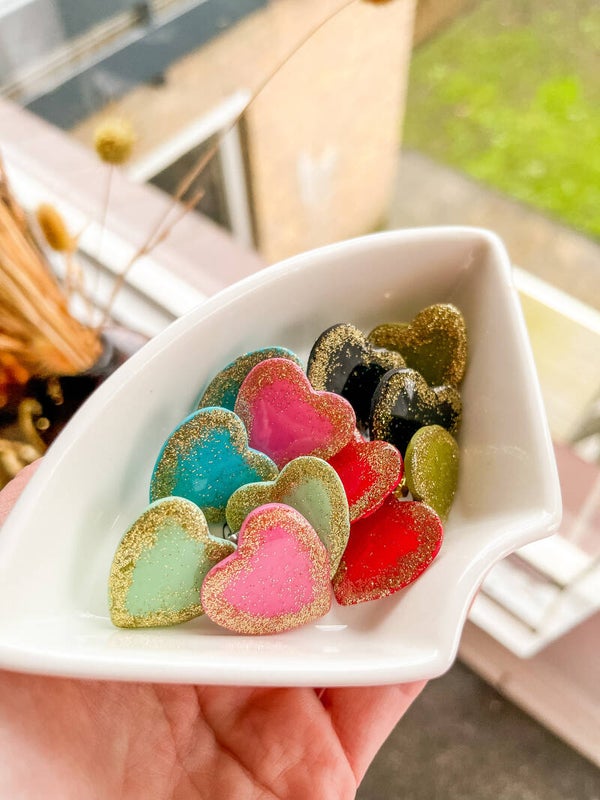 Heartstuds met glitterrand