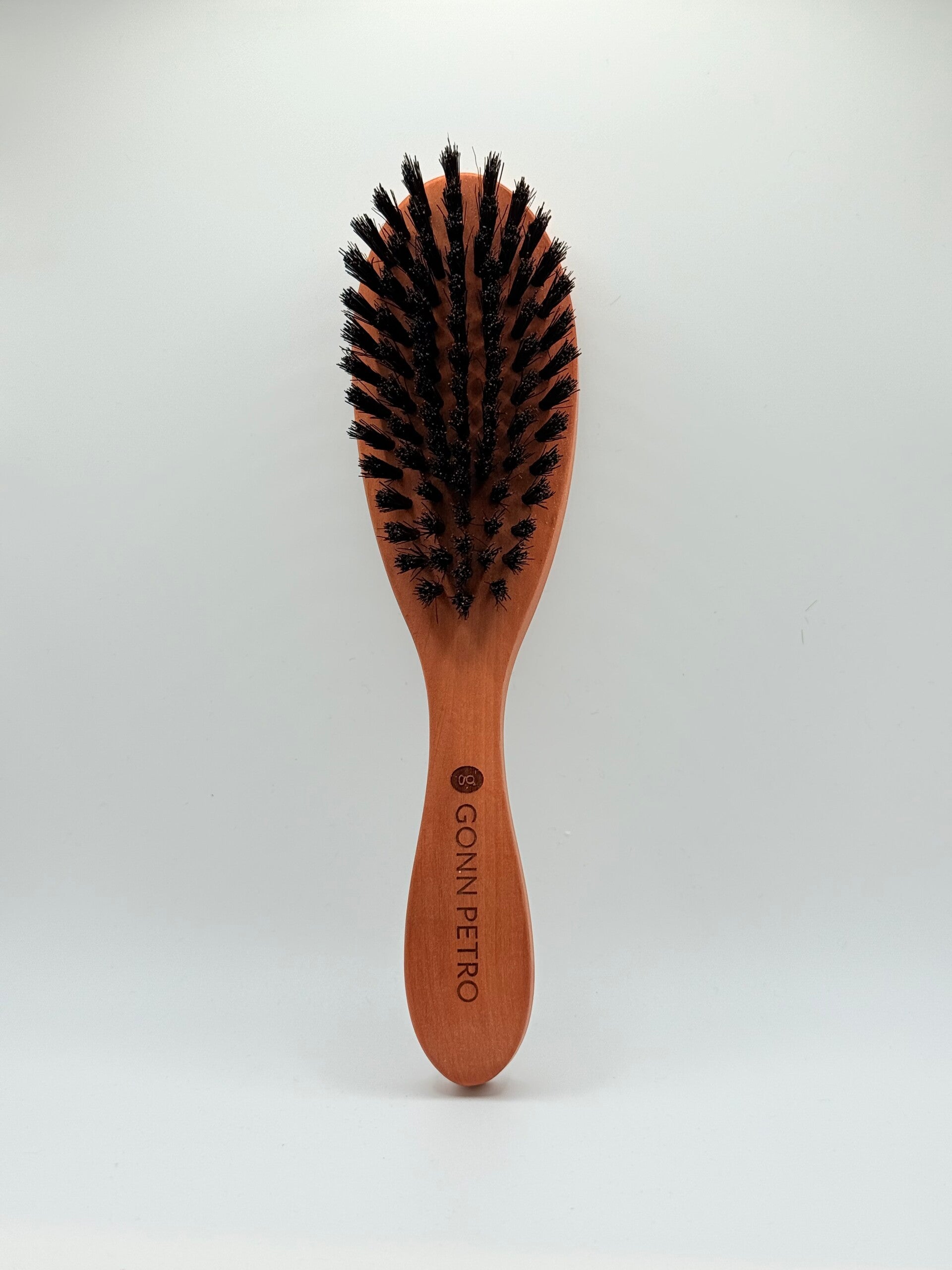 Naturhaarbürste aus Birnbaumholz mit Wildschweinborsten