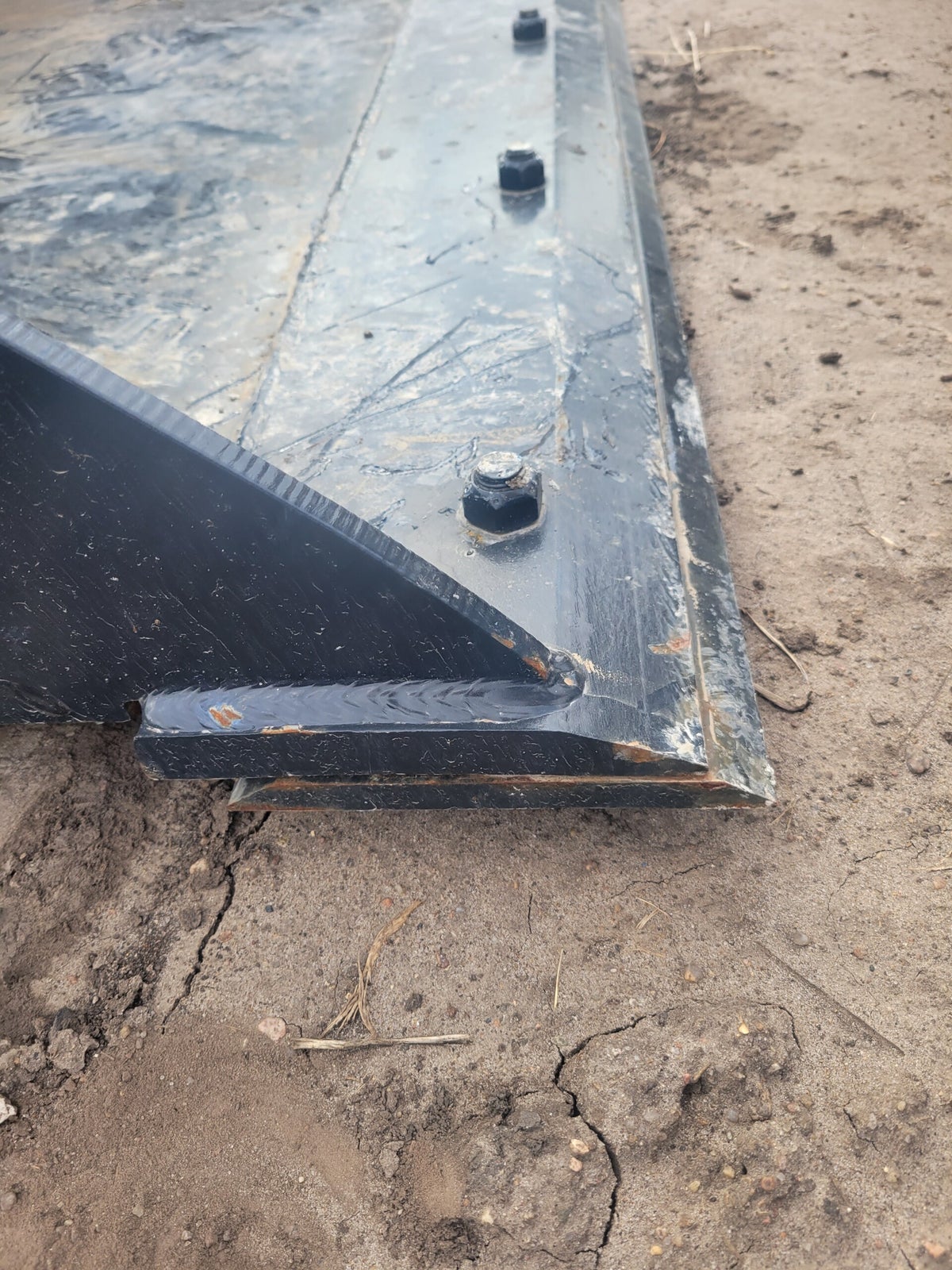 Stout buckets smooth and toothed, many sizes and options 66, 72, 78 and