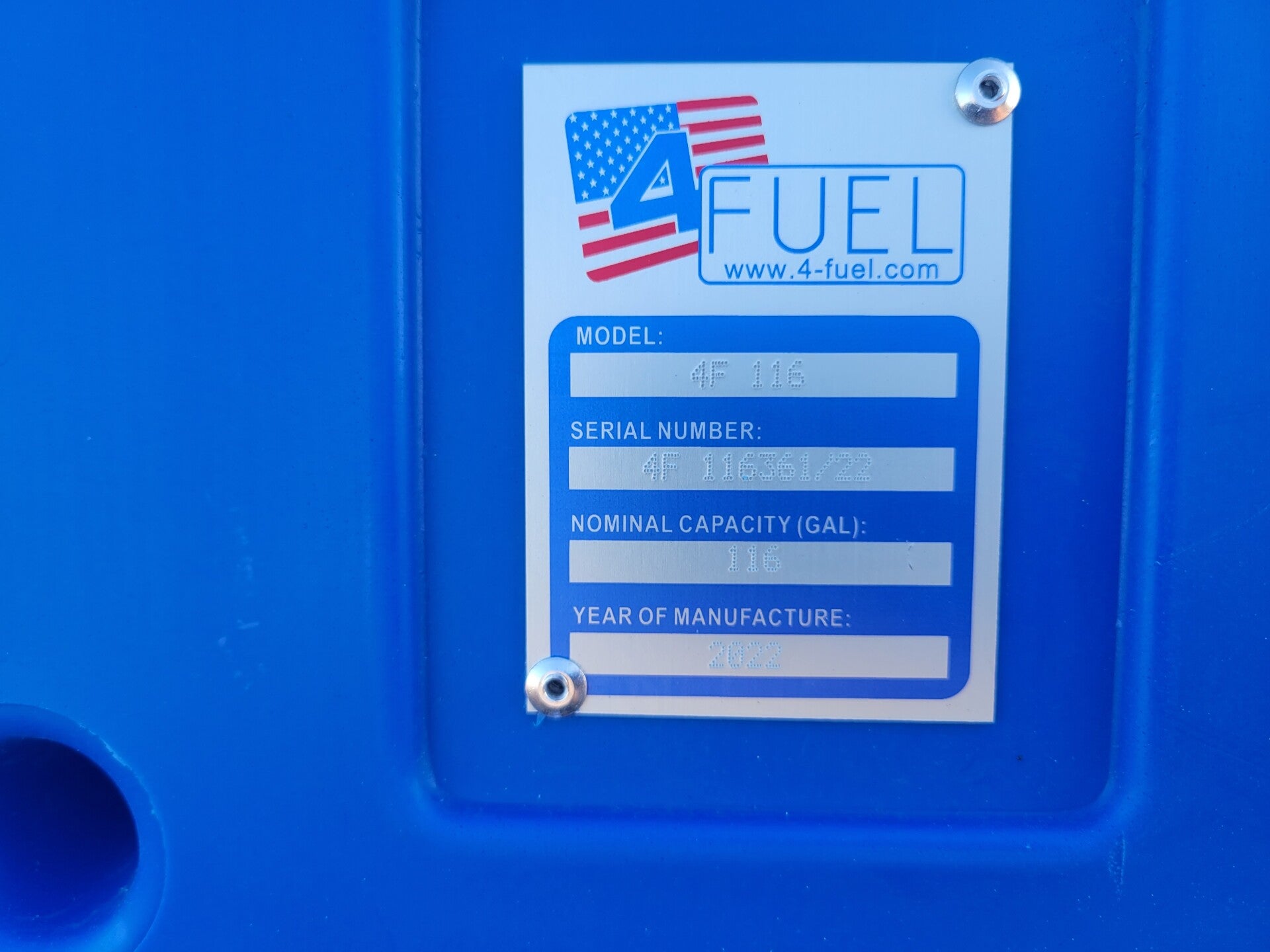 116 gallon poly fuel with 12 volt pump