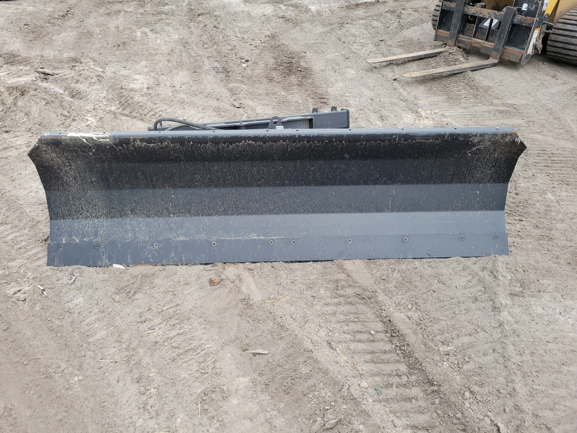 84, 86" and 94" hydraulic snow blade