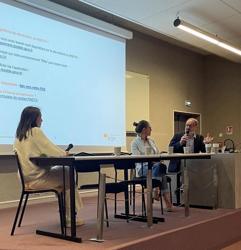 Romuald Poretti donne un cours à Builders