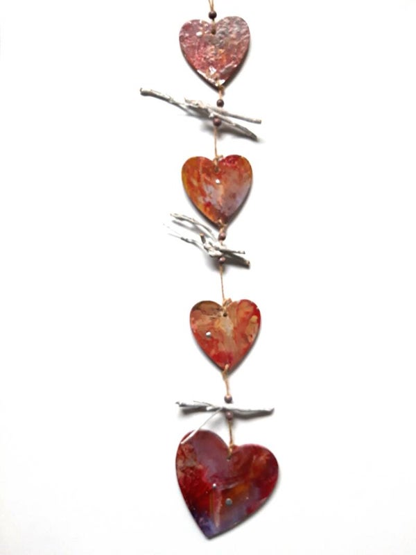 Unieke raam/muur hanger met 4 harten (exemplaar 3)