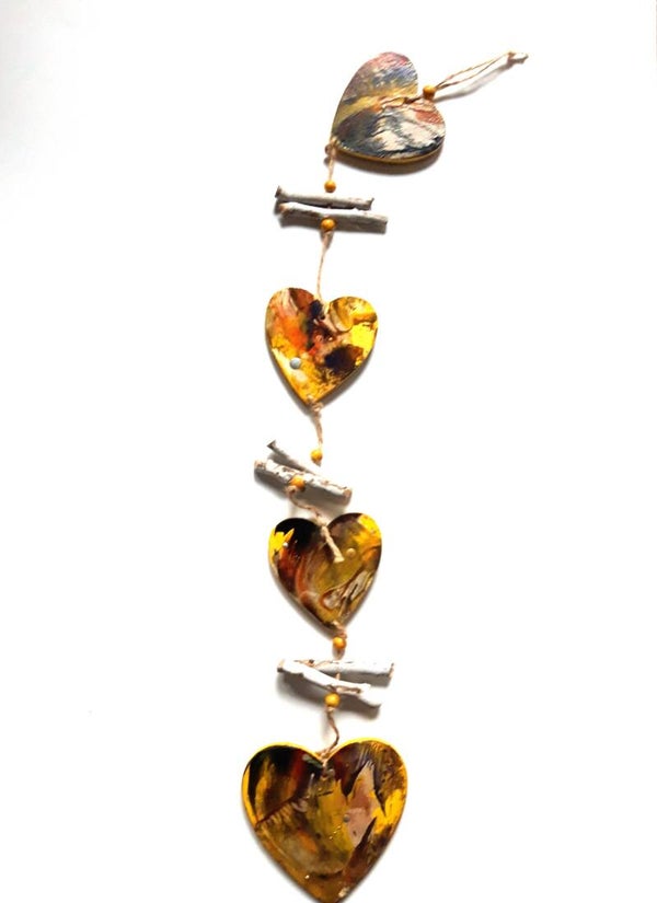 Unieke raam/muur hanger met 4 harten (exemplaar 5)