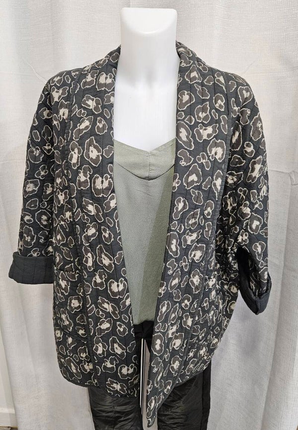 Veste matelassée imprimé léopard - gris