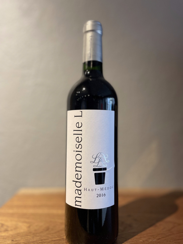 MADEMOISELLE L 2016